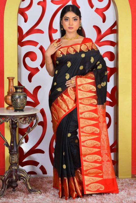 Buy Black Red Self Design Banarasi Silk Saree With Blouse online |  Looksgud.in