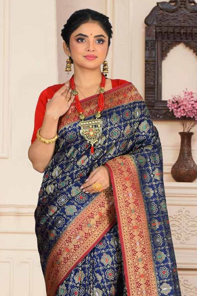 Trending Belted Sarees for that Stylish Look and the History of